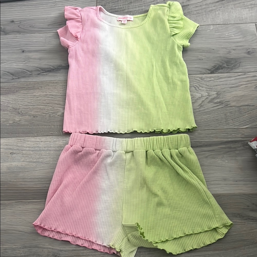 Design History short Set in Pink and Green - size 4